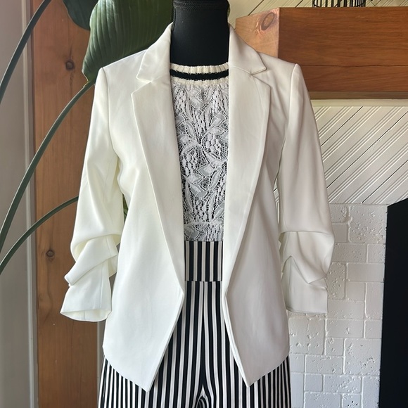 H&M Elegant White Women's Blazer, Size XXS - Picture 1 of 11